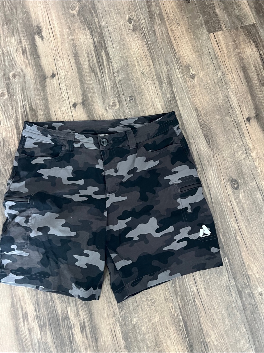 Eddie Bauer Women's Black & Gray Camo Athletic Shorts